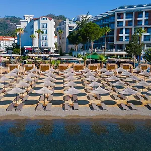 Caprea Hotel 3*