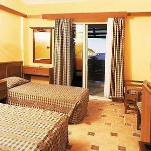 Green Platan Club Hotel&spa Отель 4*
