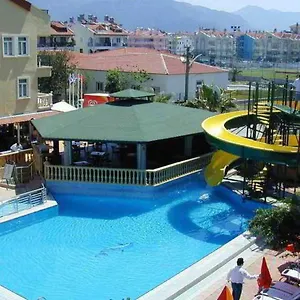 Apartahotel Maxwell Club 3*