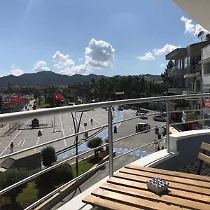 Appartement Trea Homes Marina Suites *