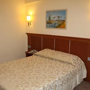 Royal Maris Hotel 4*