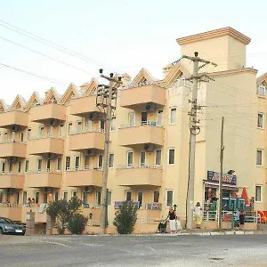 Hotel Club Orient *