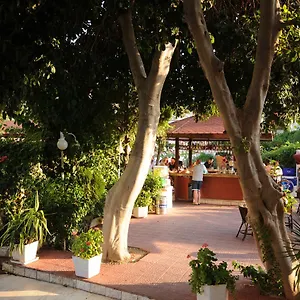 Hotel Juniper İçmeler
