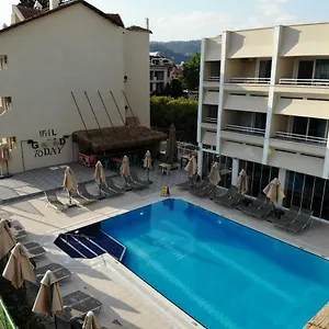 Апарт-отель Blue Palace 3*